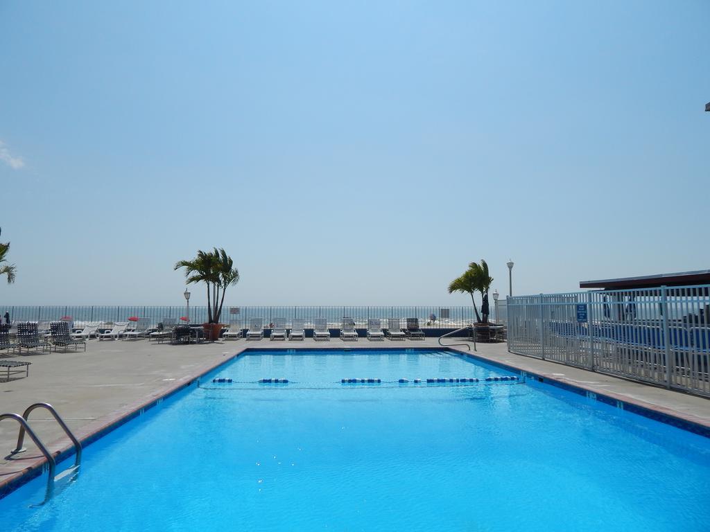 Hotel Flagship Oceanfront à Ocean City Extérieur photo